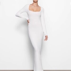 SKIMS WHITE LOUNGE DRESS